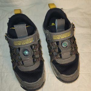 Skechers Air-Cooled Memory Foam WATER REPELLENT